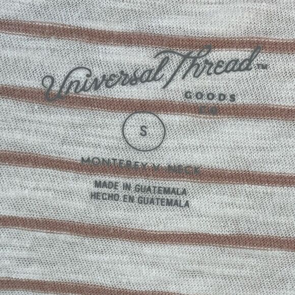 Used Universal Thread Womens White/Pink Stripes V-Neck Short Sleeve Top Size S - Picture 7 of 7